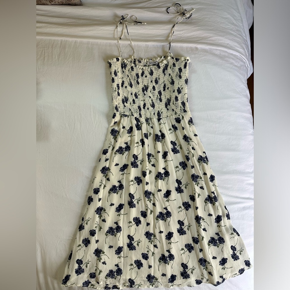 Reformation dress. Size Large. White with blueberry colored flowers.